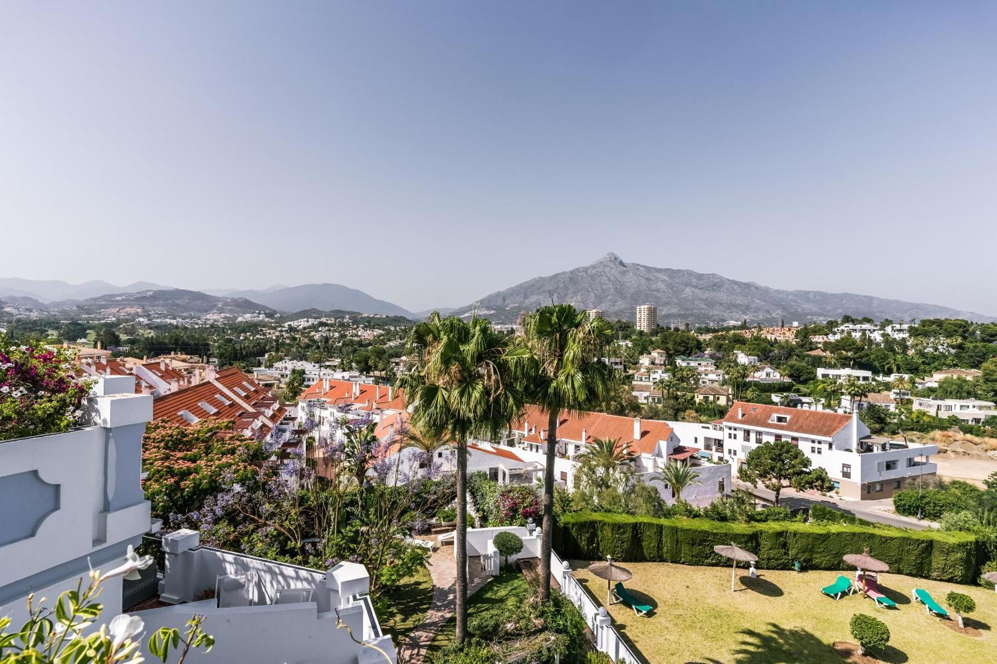 Molo Luxury Suites Puerto Banus Марбеля Екстериор снимка