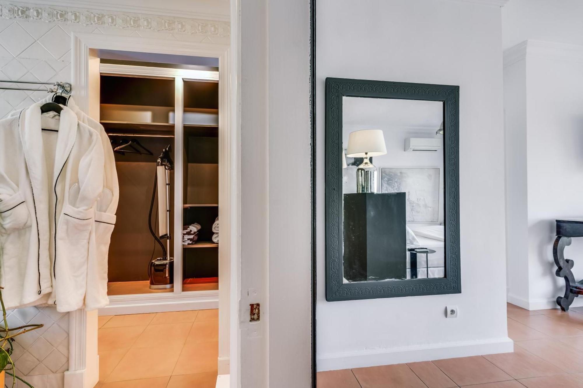 Molo Luxury Suites Puerto Banus Марбеля Екстериор снимка
