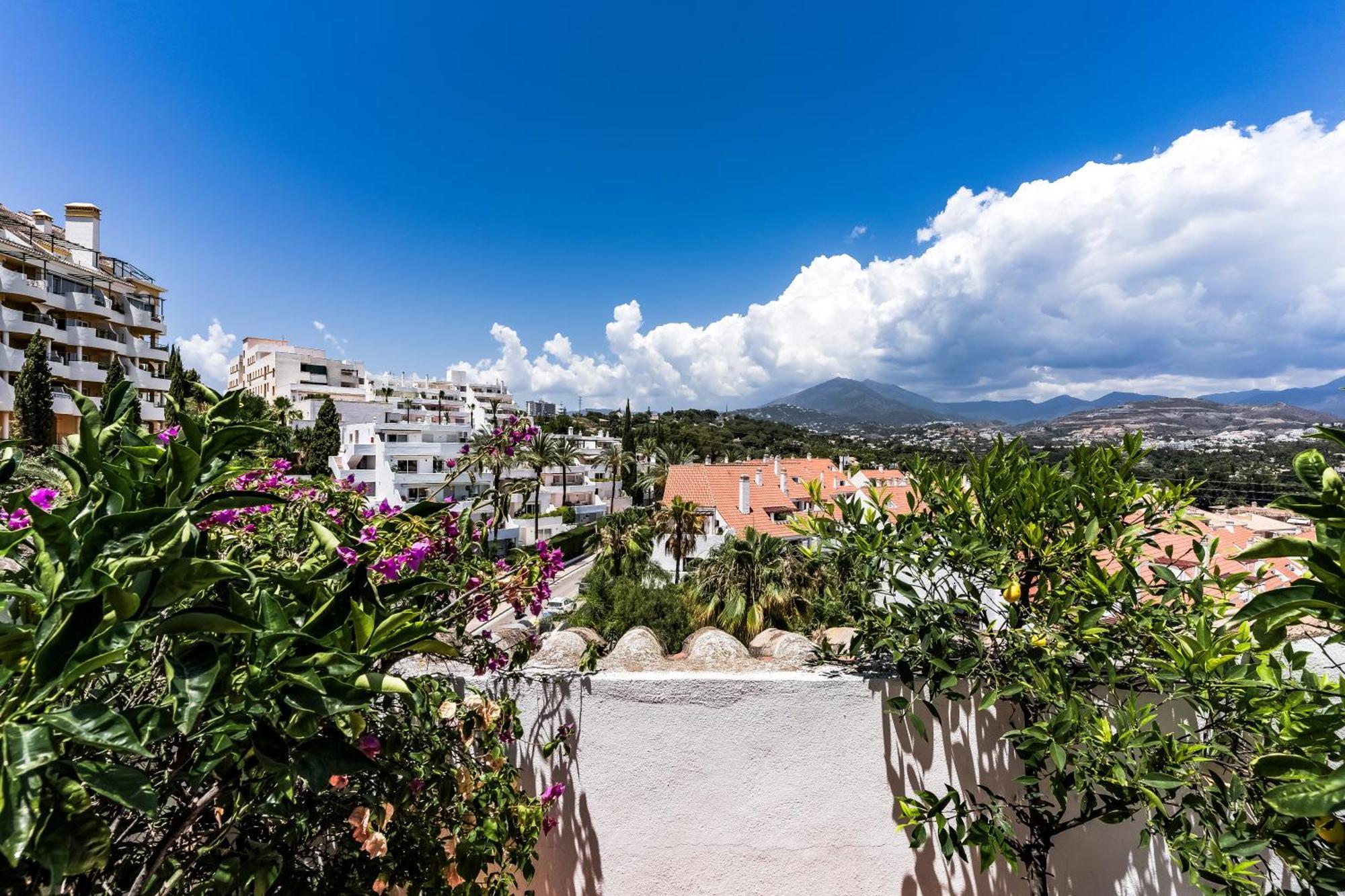 Molo Luxury Suites Puerto Banus Марбеля Екстериор снимка