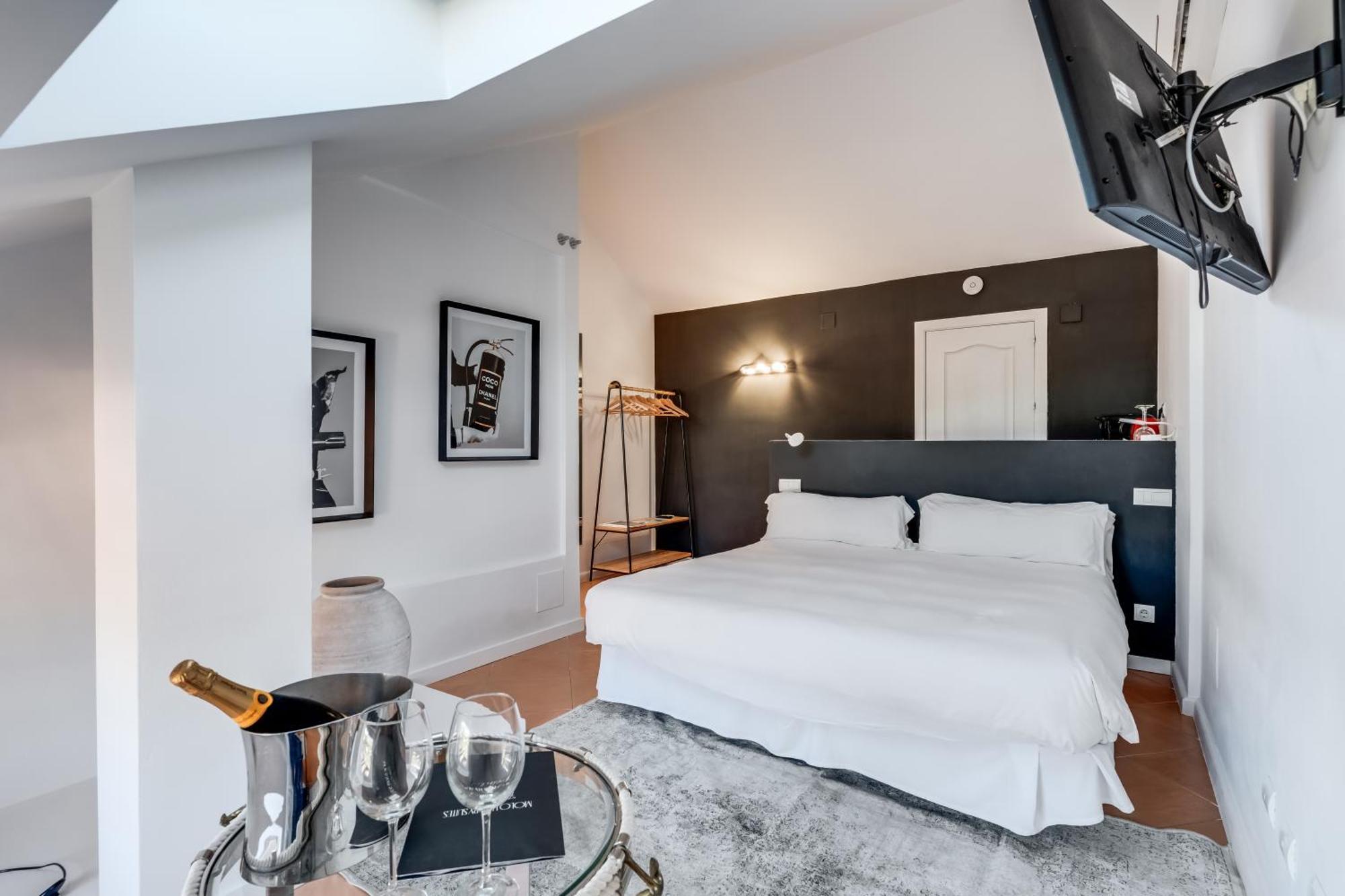 Molo Luxury Suites Puerto Banus Марбеля Екстериор снимка